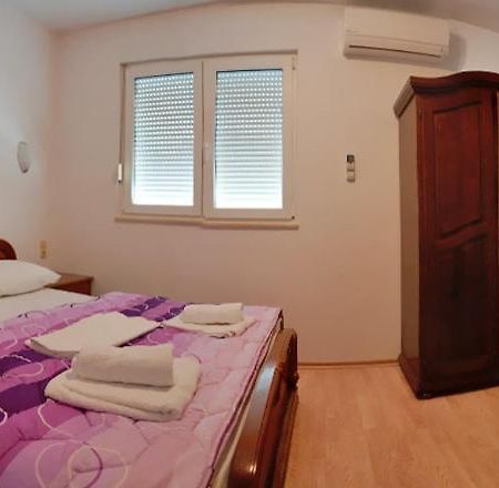 Sobe Medic Medugorje Bed & Breakfast Екстериор снимка